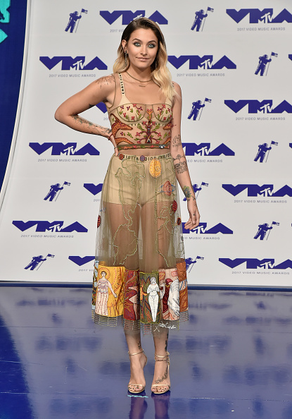 Paris Jackson attends the 2017 MTV Video Music Awards at The Forum on August 27, 2017 in Inglewood, California. Paris Jackson,model Paris Jackson,Paris Jackson unshaven legs,Paris Jackson legs,Paris Jackson instagram,paris jackson star