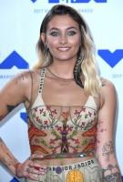 Paris Jackson,model Paris Jackson,Paris Jackson unshaven legs,Paris Jackson legs,Paris Jackson instagram,paris jackson star