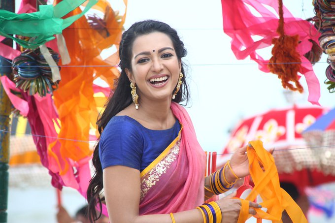 Movie edited by Sridharan. Vishnu,Catherine Tresa,Vishnu and Catherine Tresa,Katha Nayagan,tamil movie Katha Nayagan,Katha Nayagan stills,Katha Nayagan pics,Katha Nayagan images,Katha Nayagan pictures,Katha Nayagan photos