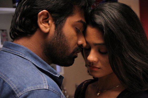 Starring Vijay Sethupathi and Gayathrie feature in the leading roles, while Ramesh Thilak and Arjunan appears in the supporting role. Vijay Sethupathi,Gayathrie,Puriyaatha Puthir movie stills,Puriyaatha Puthir movie pics,Puriyaatha Puthir movie images,Puriyaatha Puthir movie pictures,Puriyaatha Puthir movie photos