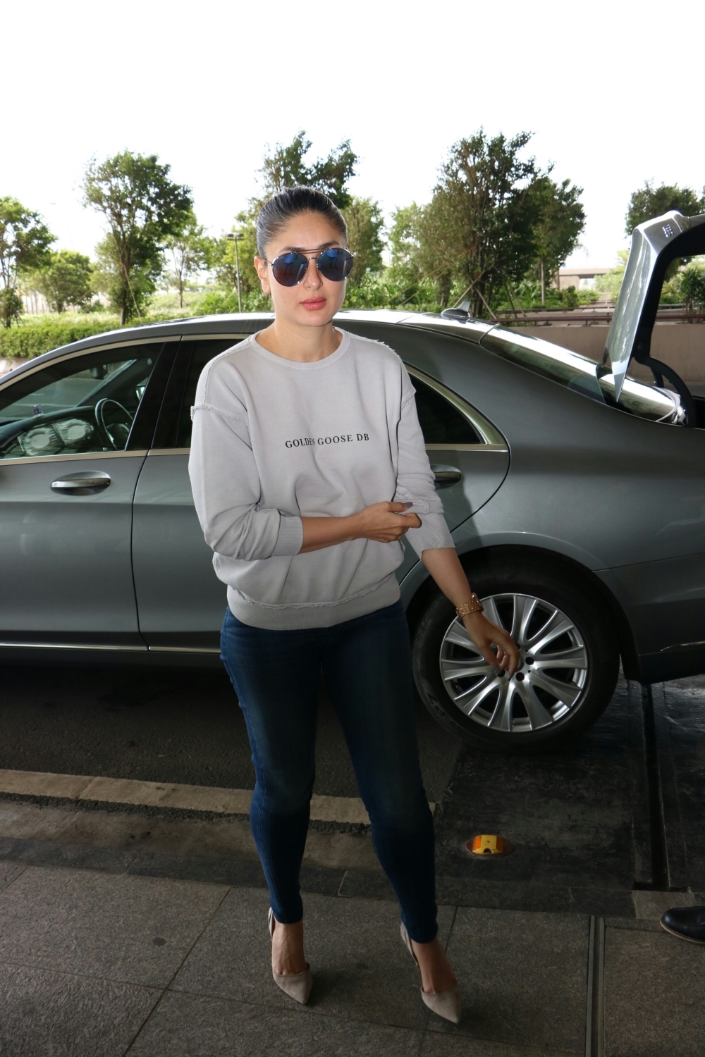 Bollywood actress Kareena Kapoor Khan along with her son Taimur spotted at Chhatrapati Shivaji Maharaj International airport in Mumbai. Kareena Kapoor Khan,Taimur Ail Khan,Kareena Kapoor Khan and Taimur,Taimur,Taimur spotted at airport