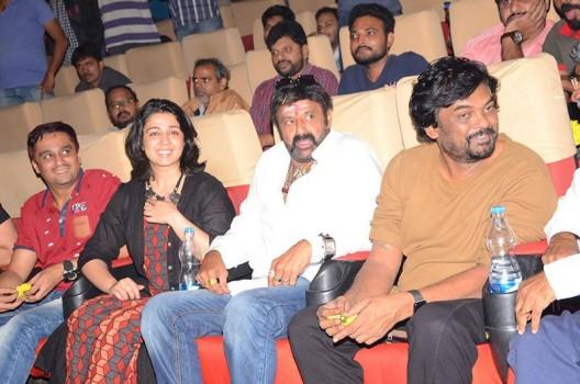 Balakrishna, Puri Jagannadh & Charmy Kaur watch Paisa Vasool with fans at Bramarambha theater in Hyderabad.