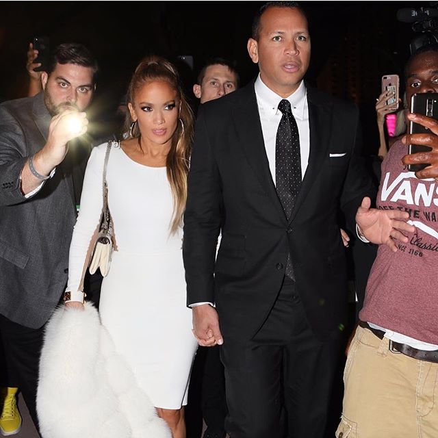 She also showcased her toned legs in a pair of black leather boxing shorts. Jennifer Lopez,Jennifer Lopez new look,Jennifer Lopez look,Jennifer Lopez recreates 2002 look,Jennifer Lopez new pics,Jennifer Lopez new images,Jennifer Lopez new stills,Jennifer Lopez new photos