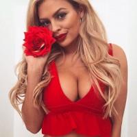 Danielle Sellers bikini pics,Danielle Sellers bikini images,Danielle Sellers bikini stills,Danielle Sellers curves,Danielle Sellers curves pics,Danielle Sellers flaunts curves,Danielle Sellers curves pics,Danielle Sellers curves images,Danielle Sellers cu