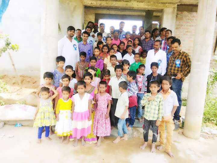 Actor Pawan Kalyan, who turned 45 on Saturday, says he is humbled by the love of his fans but wonders if he truly deserves it. Pawan Kalyan,Pawan Kalyan birthday,Pawan Kalyan 45th birthday,Power Star,Pawan Kalyan fans donates blood,Power Star Pawan Kalyan