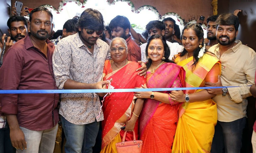 South Indian actor Vijay Sethupathi at Iraivi Boutique show room launch. Vijay Sethupathi,actor Vijay Sethupathi,Iraivi Boutique show room launch,Iraivi Boutique,Iraivi Boutique show room,Iraivi Boutique show room launch pics,Iraivi Boutique show room launch images,Iraivi Boutique show room launch stills,Iraivi Boutique show r