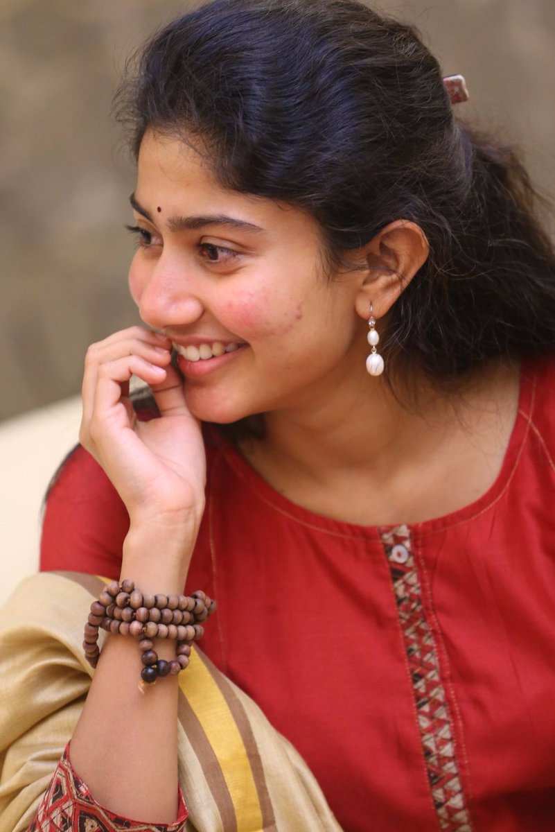 Sai Pallavi at Fidaa 50 Days event. Fidaa Movie,Varun Tej,Sai Pallavi,Dil Raju,Fidaa 50 Days event,Sekhar Kammula,director Sekhar Kammula,Varun Tej and Sai Pallavi