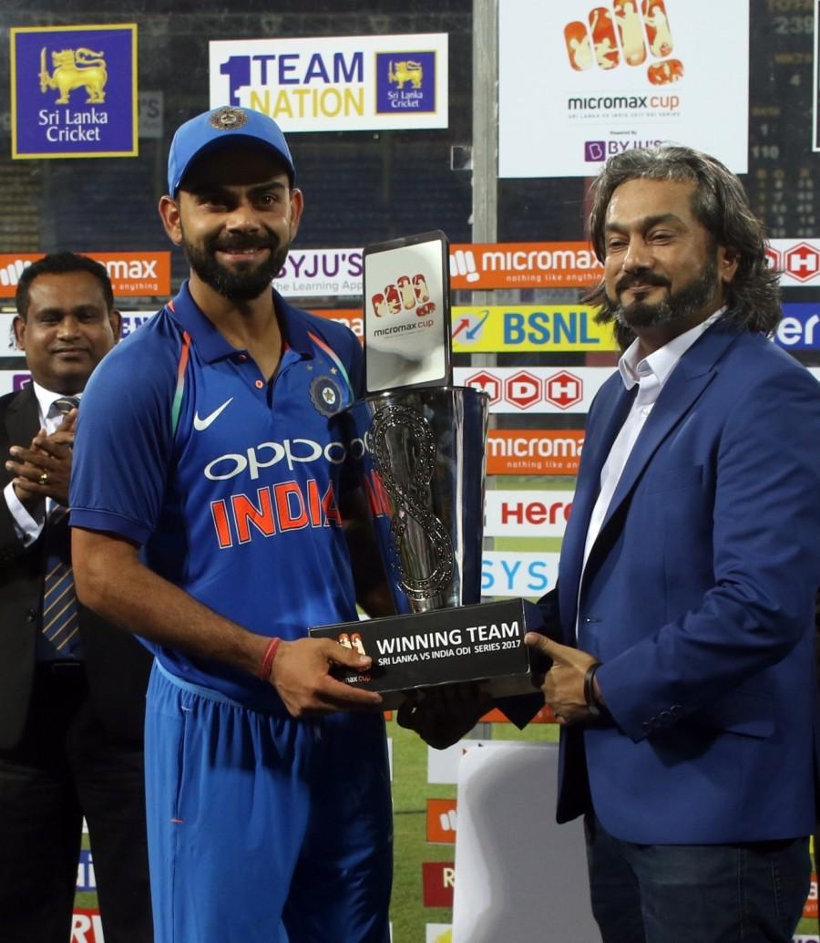 Fellow medium-pacer Jasprit Bumrah also performed well with figures of 2/45. Spinners Yuzvendra Chahal and Kuldeep Yadav picked up a wicket each. For Sri Lanka, sensible knocks from middle-order batsmen Lahiru Thirimanne (67) and Angelo Mathews (55) helped them recover to some extent after a disastrous start which saw them lose their top three batsmen within the first ten overs. After winning the toss and electing to bat, Sri Lanka were in trouble early as Bhuvneshwar and Bumrah ran through their top order, removing Niroshan Dickwella (2), Dilshan Munaweera (4) and Upul Tharanga with the scorecard reading 63/3 in the 10th over. But Thirimanne and Mathews put up a 122-run partnership to help the hosts recover to some extent. India vs Sri Lanka,India vs Sri Lanka 2017,India vs Sri Lanka 5th ODI,Virat Kohli,Bhuvneshwar Kumar,Virat Kohli and Bhuvneshwar Kumar