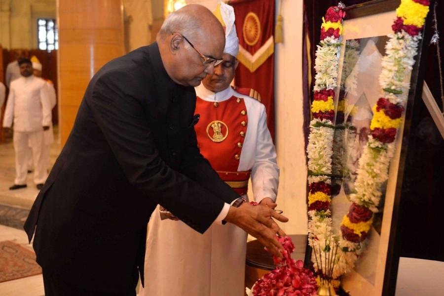 He called India's second President S. Radhakrishnan, in whose memory the day is celebrated, an "illustrious teacher". "On this occasion, I pay my homage to Dr Radhakrishnan and extend my heartiest greetings to all teachers of our great nation," the President said. President Ram Nath Kovind,Ram Nath Kovind,S Radhakrishnan,Radhakrishnan,Teachers' Day,Teachers' Day 2017