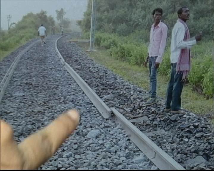 The reason for the derailment was not yet clear. However, Kumar ruled out the possibility of broken tracks, and said, "The matter is under investigation. We can only comment after the enquiry is complete." This is the fourth major train derailment in a month and first after Piyush Goyal took over as the new Railway Minister on Monday. Shaktipunj express,Shaktipunj express derails,Sonbhadra,Uttar Pradesh