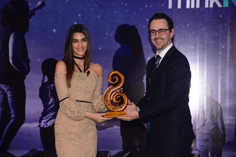 Bollywood actress Kriti Sanon, who holds a degree in Electronics and Communication Engineering, was on Friday announced brand ambassador of Education New Zealand. The move is aimed at strengthening bilateral educational ties between India and New Zealand. Kriti will drive the initiative aimed to attract aspiring students who are looking for a successful career overseas, read a statement. Kriti Sanon,actress Kriti Sanon,Kriti Sanon brand ambassador,Kriti Sanon brand ambassador of Education New Zealand,of Education New Zealand,New Zealand Education,Bareilly Ki Barfi