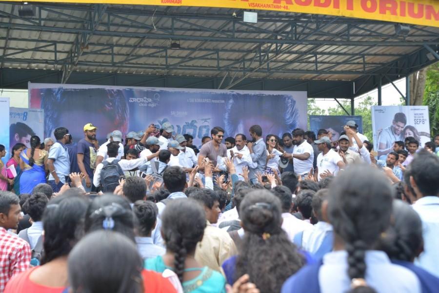 Yuddham Sharanam team at Eluru & Bhimavaram Colleges. Naga Chaitanya,Lavanya Tripathi,Yuddham Sharanam,Yuddham Sharanam promotion,Yuddham Sharanam movie promotion