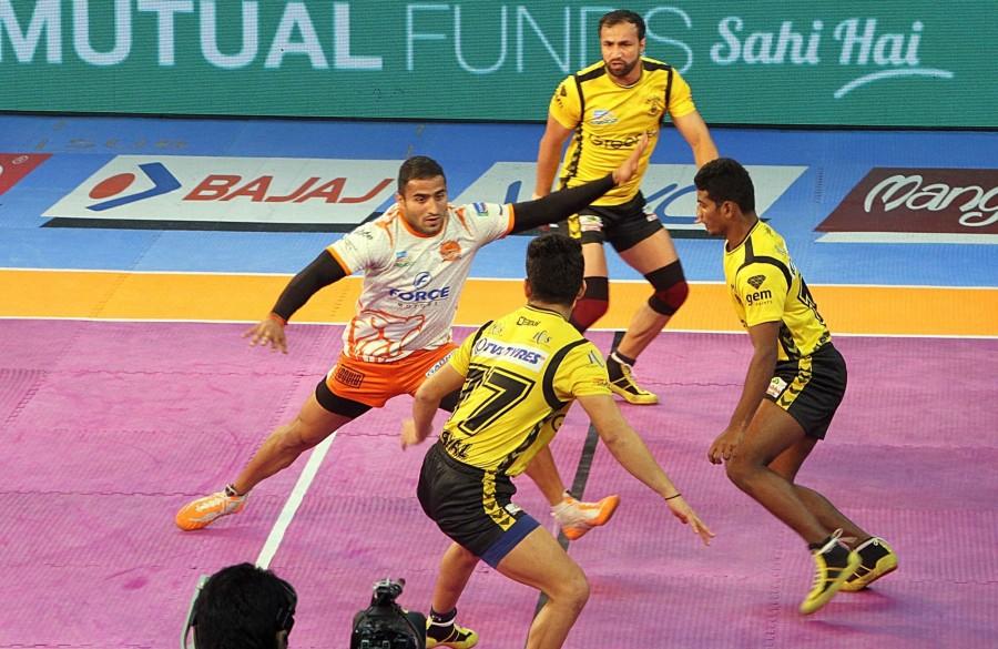 Chaudhuri got nine points from 19 raids while Pune's Deepak Hooda bagged nine raid points from 20 attempts. Courtesy the result, Pune rose to the fourth spot from fifth with 31 points from eight matches in Zone A while Titans also moved a rung from fifth to fourth, having 24 points from 13 outings. The Titans came into the match needing to string together a series of wins. An out-of-form Chaudhari did not do their cause any good and they hoped he would come good in this tie. But the yellow shirts got off to the worst possible start, succumbing to two all outs in the first 10 minutes. Pro Kabaddi 2017,Puneri Paltan,Telegu Titans,Telugu Titans,Pro Kabaddi League Season 5,Pro Kabaddi League 5,Puneri Paltan beats Telugu Titans