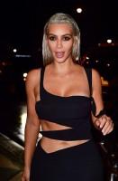Kim Kardashian,Kim Kardashian abs,Kim Kardashian ample assets,Kim Kardashian bikini pics,Kim Kardashian bikini images,Kim Kardashian bikini stills,Kim Kardashian curves,Kim Kardashian curves pics,Kim Kardashian flaunts curves,Kim Kardashian curves pics,Ki