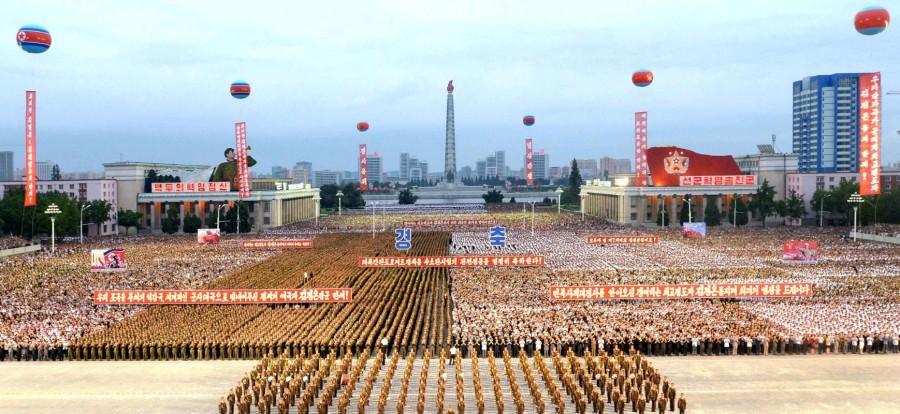 Pyongyang city civilians celebrate the successful completion of the hydrostatic test for the intercontinental ballistic rocket installation in this undated photo released by North Korea's Korean Central News Agency (KCNA) in Pyongyang September 6, 2017. North Korea,North Korea celebrates nuclear test,nuclear test,hydrostatic test,intercontinental ballistic rocket