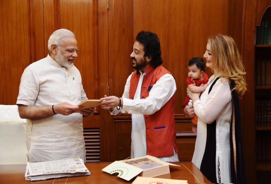 In 2016, Adnan got Indian citizenship which led to a lot of criticism in the Pakistani media but the criticism didn't affect him. He maintained that people must love or hate him on the basis of his music and not on the basis of his religion and nationality. Narendra Modi,PM Narendra Modi,Prime Minister Narendra Modi,singer Adnan Sami,Adnan Sami,Medina