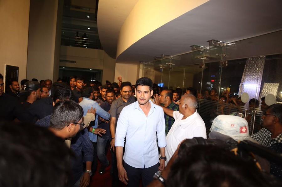 Actor Mahesh Babu at Spyder audio launch. Mahesh Babu,actor Mahesh Babu,Mahesh Babu at Spyder audio launch,Spyder audio launch,Spyder audio,Spyder audio launch pics,Spyder audio launch images,Spyder audio launch stills,Spyder audio launch pictures
