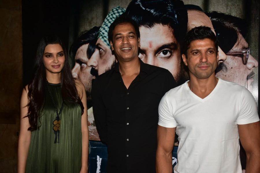 Present at the screening were Farhan Akhtar, Gippy Grewal, Diana Penty, Ronit Roy, Deepak Dobriyal, Rajesh Sharma, Inaamulhaq, director Ranjit Tiwari, Rakeysh Omprakash Mehra, Dia Mirza, Aditi Rao Hydari, Atul Kasbekar, Ashutosh Gowarikar, Kunal Kapoor, Sachin Tendulkar with Wife Anjali and Daughter Sarah, Sophie Choudry, Ashwiny Iyer Tiwari, Nitesh Tiwari, David Dhawan along with Wife, Sooraj Pancholi, Richa Chadda, Kriti Sanon, Taapsee Pannu, Chitrangada Singh to name a few. Farhan Akhtar,Gippy Grewal,Diana Penty,Lucknow Central,Lucknow Central special screening,Lucknow Central special screening pics,Lucknow Central special screening images,Lucknow Central special screening stills,Lucknow Central special screening pictures,Lu