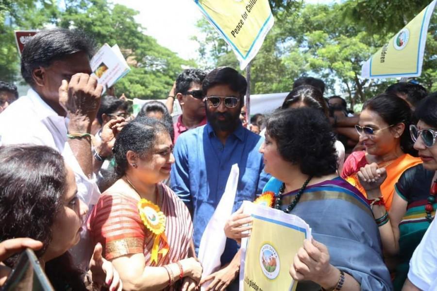 Dhanush and Latha Rajinikanth at Save Children protest at Shree Dayaa Foundations in Chennai. Dhanush and Latha Rajinikanth,Dhanush,Latha Rajinikanth,Save Children protest,Dhanush at Save Children protest,Save Children protest in Chennai