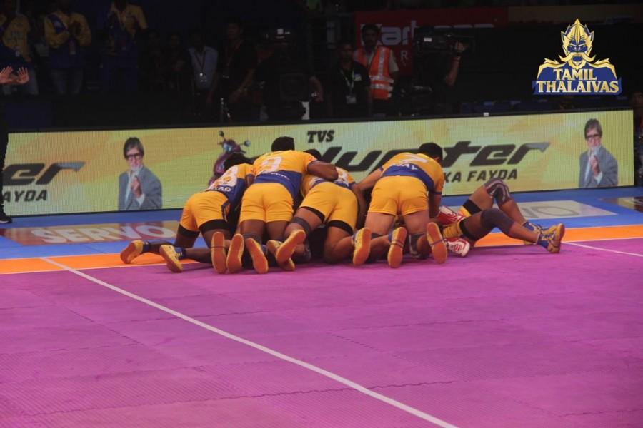 Thalaivas began the second half brightly as they inflicted an all out in the 21st minute to trail 16-20. The next few minutes saw both teams trade raid and tackle points as it was 23-20 in favour of Yoddha in the 29th minute. Yoddha defence sent back Thakur to the bench in the 33rd minute as Nitesh Kumar achieved a high five and UP Yoddha led 26-21. Pro Kabaddi 2017,Pro Kabaddi,Tamil Thalaivas pip UP Yoddha,Tamil Thalaivas,UP Yoddha,PKL,PKL 2017