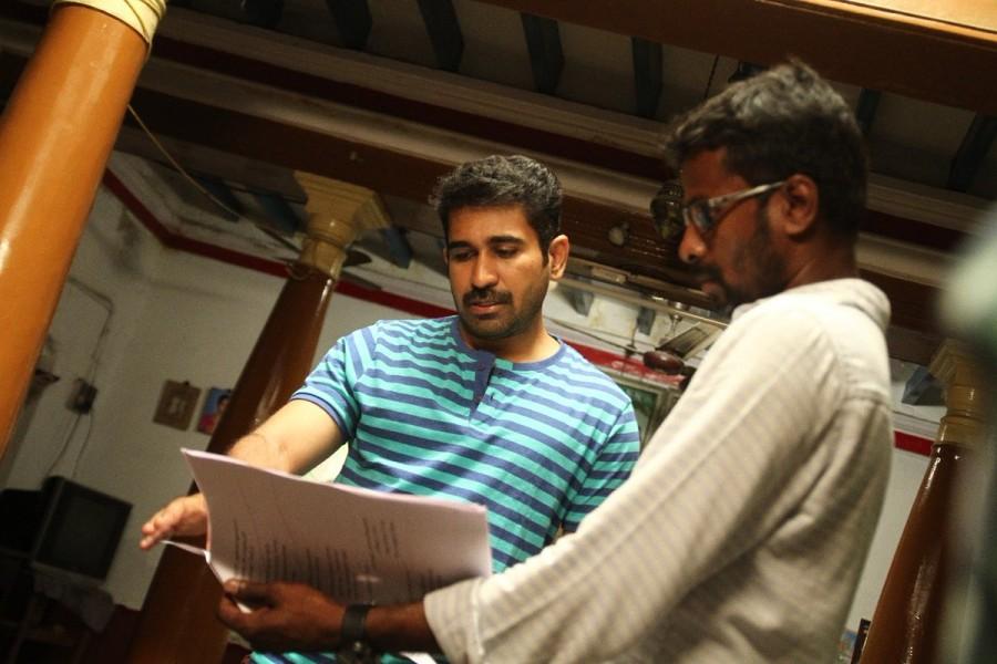 Vijay Antony to play a double role in Annadurai. Vijay Antony,actor Vijay Antony,Annadurai working stills,Annadurai,Annadurai working pics,Annadurai working images,Annadurai working pictures,Annadurai working photos