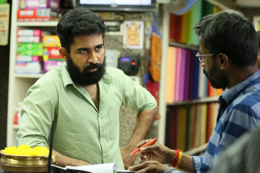 Vijay Antony's Annadurai working images. Vijay Antony,actor Vijay Antony,Annadurai working stills,Annadurai,Annadurai working pics,Annadurai working images,Annadurai working pictures,Annadurai working photos