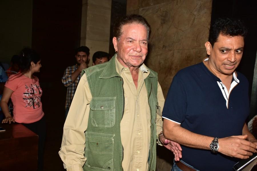 In addition to the spree of special screenings for Lucknow Central, the makers hosted a special preview of the film for Industry veterans. Amongst those present were Farhan Akhtar, Diana Penty, Ravi Kishen, along with Co-producer Nikhil Advani and director Nishikant Kamat and actor Mini Mathur. Lucknow Central,Lucknow Central special screening,Lucknow Central special screening pics,Salim Khan,Helen,Farhan Akhtar,Diana Penty,Ravi Kishen