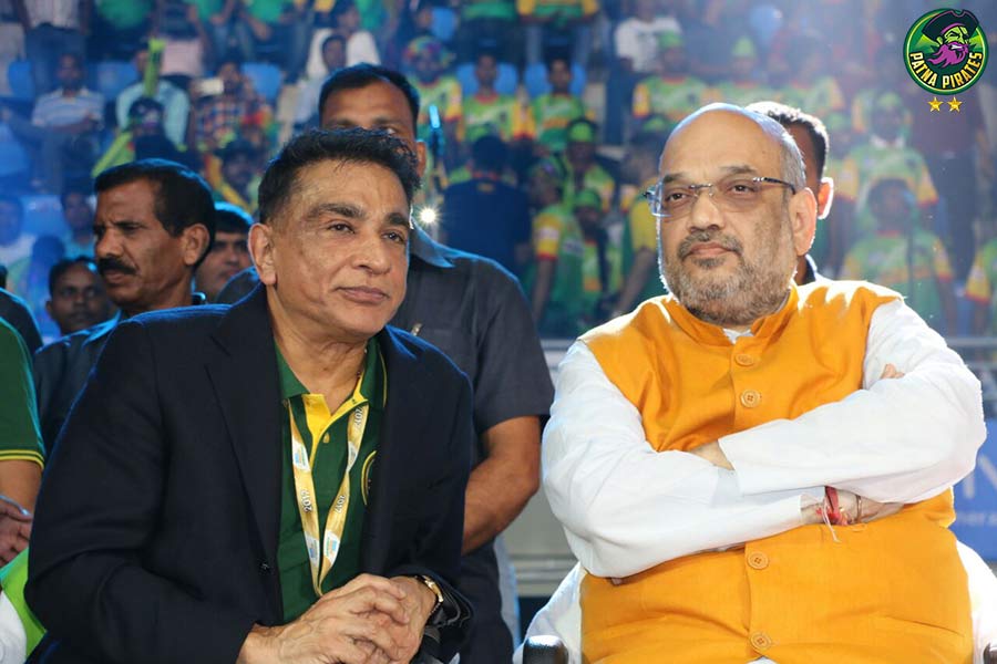 Both teams exchanged raid and tackle points in the next few minutes as it was 14-14 in the 13 th minute. Narwal made a successful raid in the 17th minute as Patna inflicted another all out to lead 21-16. Patna recovered from Titans' onslaught as they led 23-16 at the end of the first half. In the first five minutes of the second half both teams scored two points each as Patna led 25-18. Monu scored two raid points in quick succession to give Patna a 27-18 lead. Pro Kabaddi 2017Pro Kabaddi,Patna Pirates hammer Telugu Titans,Patna Pirates beats Telugu Titans,Patna Pirates,Telugu Titans