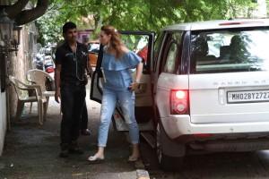 Iulia Vantur,salman khan iulia vantur,Iulia Vantur salman khan,Salman Khan,Iulia Vantur spotted at Hakim salon,Hakim salon