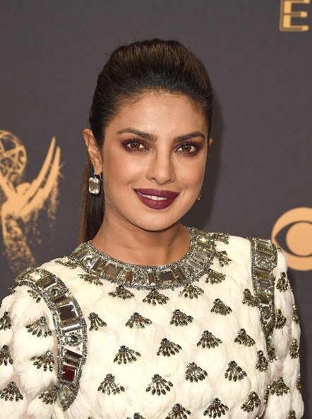 She took the stage alongside Anthony Anderson to present the Award for Outstanding Variety Talk Series to John Oliver for "Last Week Tonight with John Oliver" at the Microsoft Theater on September 17. Emmy Awards 2017,Emmy Awards,Priyanka Chopra dazzles in white,Priyanka Chopra,Priyanka Chopra at Emmy Awards 2017,Priyanka Chopra at Emmy Awards
