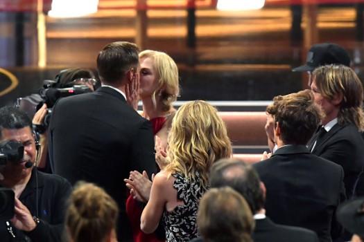 Actors Alexander Skarsgard (L) and Nicole Kidman kiss during the 69th Annual Primetime Emmy Awards at Microsoft Theater on September 17, 2017 in Los Angeles, California.