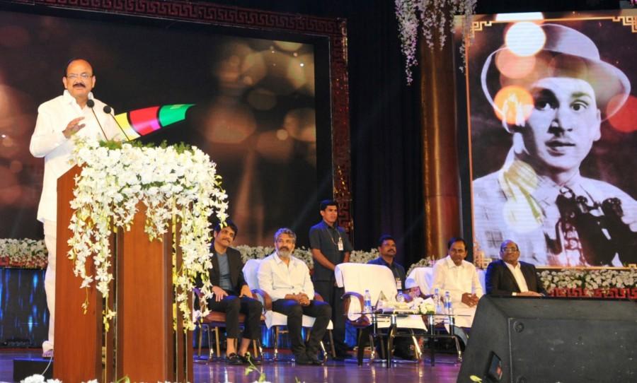 Vice President M. Venkaiah Naidu presented the award to Rajamouli for his contribution to the Telugu filmdom and inspiring a new generation of filmmakers. Akkineni Nageswara Rao,Akkineni Nageswara Rao award,ANR,ANR award,ANR award event,KCR & Venkaiah Naidu,Venkaiah Naidu,SS Rajamouli,Filmmaker S.S. Rajamouli