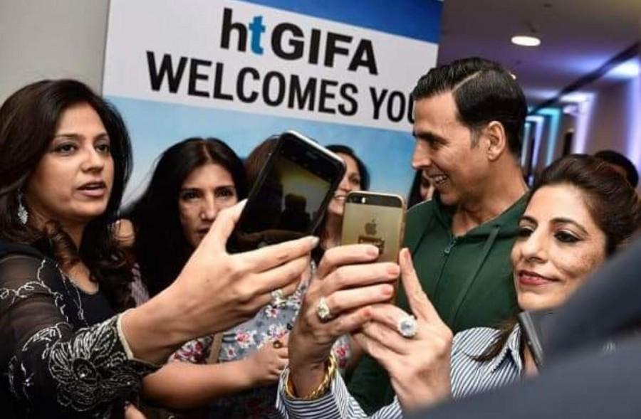 "It is indeed a pleasure to see the growing popularity of football as a sport in India. HT GIFA is a great platform for the sports enthusiasts and provides an opportunity to connect with people," Akshay said. Akshay Kumar,actor Akshay Kumar,4th Great Indian Football Action,Akshay Kumar inaugurates Great Indian Football Action,HT GIFA