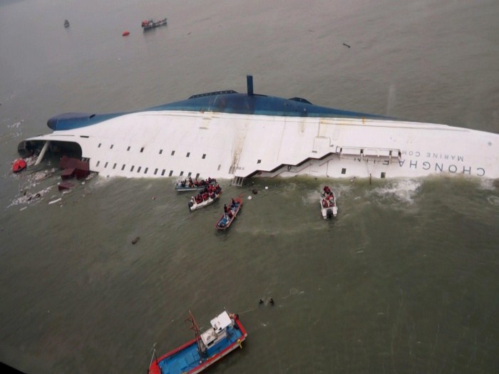 South Korea Grieves On Anniversary Of Sewol Ferry Disaster South Korea Grieves On Anniversary Of Sewol Ferry Disaster,Sewol disaster,Sewol Ferry Disaster,first anniversary of the Sewol ferry disaster,South Korea