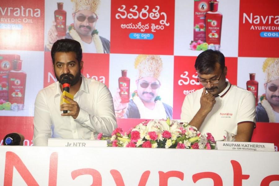Jai Lava Kusa hero Jr NTR snapped at Navratna Ayurvedic Oil Press Meet. Jr NTR,actor Jr NTR,Navratna Ayurvedic Oil Press Meet,Navratna Ayurvedic Oil,Jai Lava Kusa,Jai Lava Kusa actor