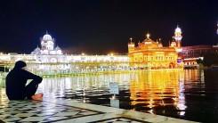 Away from the hustle bustle of Mumbai and from the humdrum of movie shootings and promotions, Bollywood star Akshay Kumar says a visit to the Golden Temple here left him feeling surreal. "A chance visit to the Golden Temple, listening to the Gurbani and watching the world go by. Only word that comes to mind now: SURREAL. #blessed," Akshay posted on Twitter on Tuesday. Accompanying his post was an image in which he is seen sitting by the 'sarovar' under the night sky and looking at the glisten Golden Temple, a religious place which attracts several people from all across everyday.