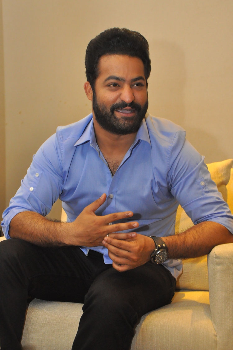 The film, directed by Bobby, features Jr NTR in a triple role. Jr NTR,Junior NTR,Jr NTR promotes Jai Lava Kusa,Jai Lava Kusa,Jai Lava Kusa promotion,Jai Lava Kusa movie promotion