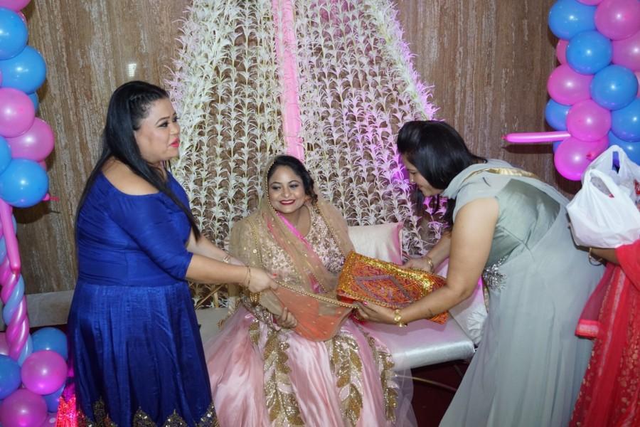 Comedian Bharti Singh with Actor Mubeen Saudagar Wife's Alsaba Saudagar during the Baby Shower ceremony in Mumbai on Sept 18, 2017. Bharti Singh,Alsaba Saudagar,Bharti Singh and Alsaba Saudagar,Alsaba Saudagar Baby Shower ceremony,Alsaba Saudagar Baby Shower ceremony pics,Alsaba Saudagar Baby Shower ceremony images,Alsaba Saudagar Baby Shower ceremony stills,Bharti Singh and Haarsh Li