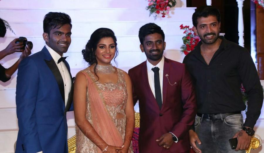 Arun Vijay at Dharan Kumar and Deekshitha Wedding Reception. O Pannerselvam,Vijay Sethupathi,Arun Vijay,Vijay Antony,Shanthanu,Sathyaraj,Dharan Kumar and Deekshitha,Dharan Kumar and Deekshitha wedding,Dharan Kumar and Deekshitha wedding Reception,Dharan Kumar and Deekshitha wedding Reception pics,Dharan Kumar and D