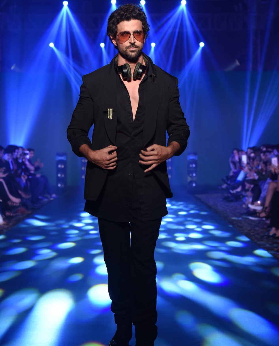 Bollywood actor Hrithik Roshan walks the ramp for designer Nikhil Thampi in Mumbai. Hrithik Roshan,actor Hrithik Roshan,Hrithik Roshan walks the ramp,Nikhil Thampi,designer Nikhil Thampi,Tech Fashion Tour