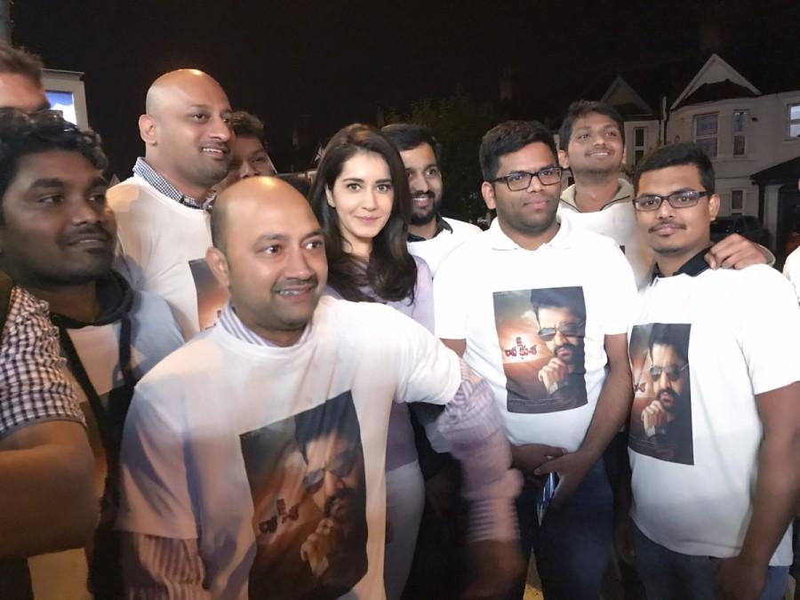 "Jai Lava Kusa", produced by Kalyanram, features Jr NTR in a triple role. Raashi Khanna,Raashi Khanna watches Jai Lava Kusa,Jai Lava Kusa,Jai Lava Kusa special screening,Jr NTR