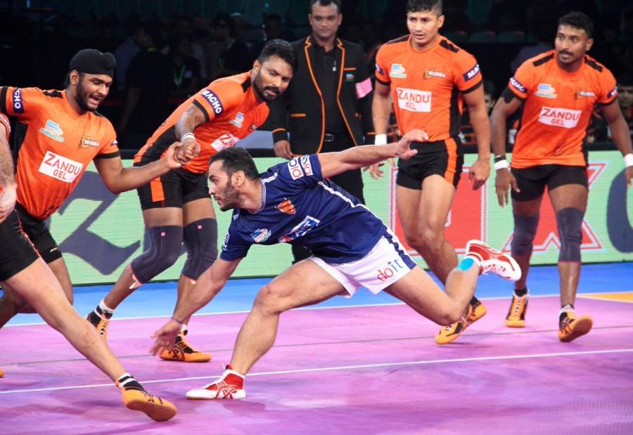 Delhi started brightly in the first half and at one point led by as many as nine points. But U Mumba came back strongly in the latter part of the first half to stage a brilliant recovery. Abolfazl made a two-point raid in the second minute to give Dabang Delhi a 2-1 lead. Shrikant scored a raid point in the fourth minute as U Mumba trailed 3-4. Delhi inflicted an all out in the eighth minute to lead 11-3. Rattled by the big lead, the visitors scored four points in two minutes to trail 7-12 in the 13th minute. Kashiling made a two-point raid in the 15th minute as U Mumba cut the deficit to 10-13. Rohit Balliyan got into the act for Delhi to score with a two-point raid and give them a 15-10 lead in the 16th minute. Pro Kabaddi League 2017,Pro Kabaddi League,U Mumba,U Mumba beats Dabang Delhi,Dabang Delhi,PKL,PKL 5