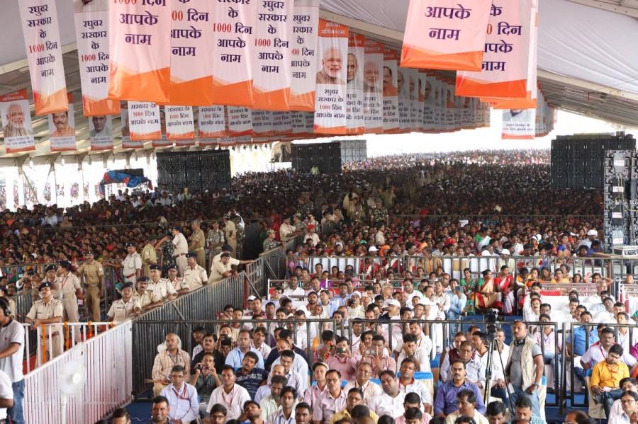 Union Home Minister Rajnath Singh lays the foundation and inaugurates various development projects during a programme organised by the Jharkhand Government in Dumka, Jharkhand on Sept 22, 2017. Rajnath Singh,Union Home Minister Rajnath Singh,Rajnath Singh inaugurates various development projects