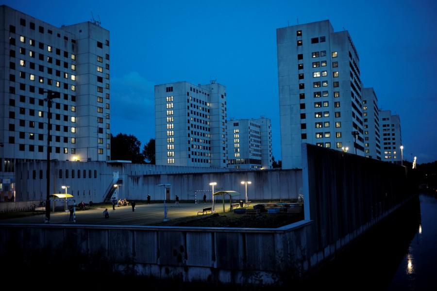 The Movement Hotel, which opened this month in one tower of the Bijlmerbajes, once the Netherlands' most notorious prison, offers both a unique experience for its guests and a glimpse of a more hopeful future for its employees. The hotel is staffed and run by asylum-seekers, selected from a group of 600, mostly Syrians, who are being temporarily housed by the Dutch government - not under lock and key - in other parts of the complex. Former Dutch prison,Dutch prison,Netherlands,prison now offers refuge as hotel