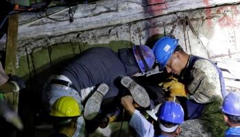 Mexico races to find survivors,Rescuers labor,Enrique Rebsamen School,earthquake