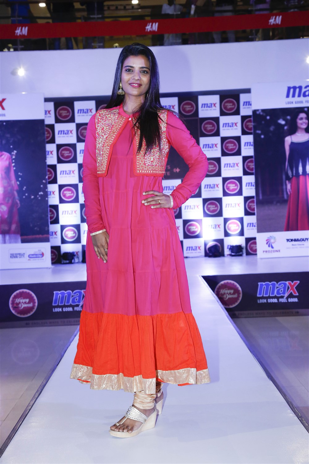 Actress Aishwarya Rajesh snapped at Max Fashion Festive collection. Aishwarya Rajesh,actress Aishwarya Rajesh,Max Fashion Festive collection,Max Festive collection,Max collection
