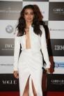Radhika Apte at Vogue Women of the Year Awards 2017.