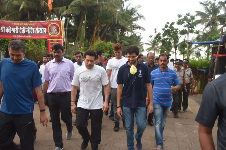 In the past few days, several celebrities, ministers, sports personalities and others have come forward to pledge support towards making India cleaner and greener. Among them are actors Rajinikanth, Anushka Sharma and Anil Kapoor, sand artist Sudarsan Pattnaik and cricketers Jhulan Goswami and Ajinkya Rahane, among others. Swachh Bharat,Sachin Tendulkar,Aditya Thackeray,Yuva Sena chief Aditya Thackeray,Bharat Ratna Sachin Tendulkar,Narendra Modi,PM Narendra Modi