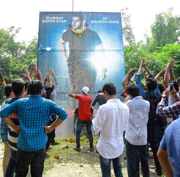 Spyder is an upcoming Telugu spy thriller movie written and directed by AR Murugadoss and Produced by Tagore Madhu. Starring Mahesh Babu and Rakul Preet Singh in the lead role. Mahesh Babu,Mahesh Babu fans,Spyder movie release,Spyder release,Spyder special screening,Spyder special screening pics,Spyder special screening images,Spyder special screening pictures,Spyder special screening photos