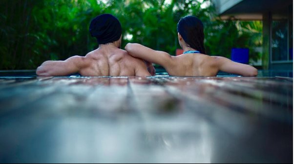 Sajid Nadiadwala's 'Baaghi 2' has been making the right noise ever since its announcement. The film, a sequel to 2016's Hit film 'Baaghi', has wrapped its first schedule in Pune today.  The schedule that lasted for 9 days, has been wrapped with Tiger Shroff and Disha Patani treating us with a visual by the pool. Baaghi 2 has been making headlines ever since the makers announced the pairing of Tiger Shroff and Disha Patani opposite each other.